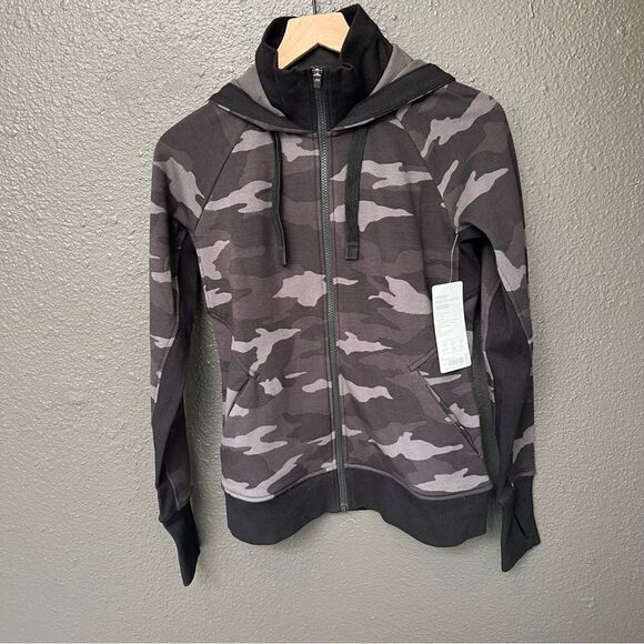 Athleta Triumph Printed Hoodie - Picture 6 of 15